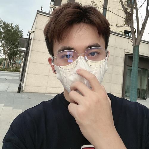 银边之下 斯文败类风格的眼镜叙事